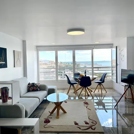 Sea Breeze Apartment